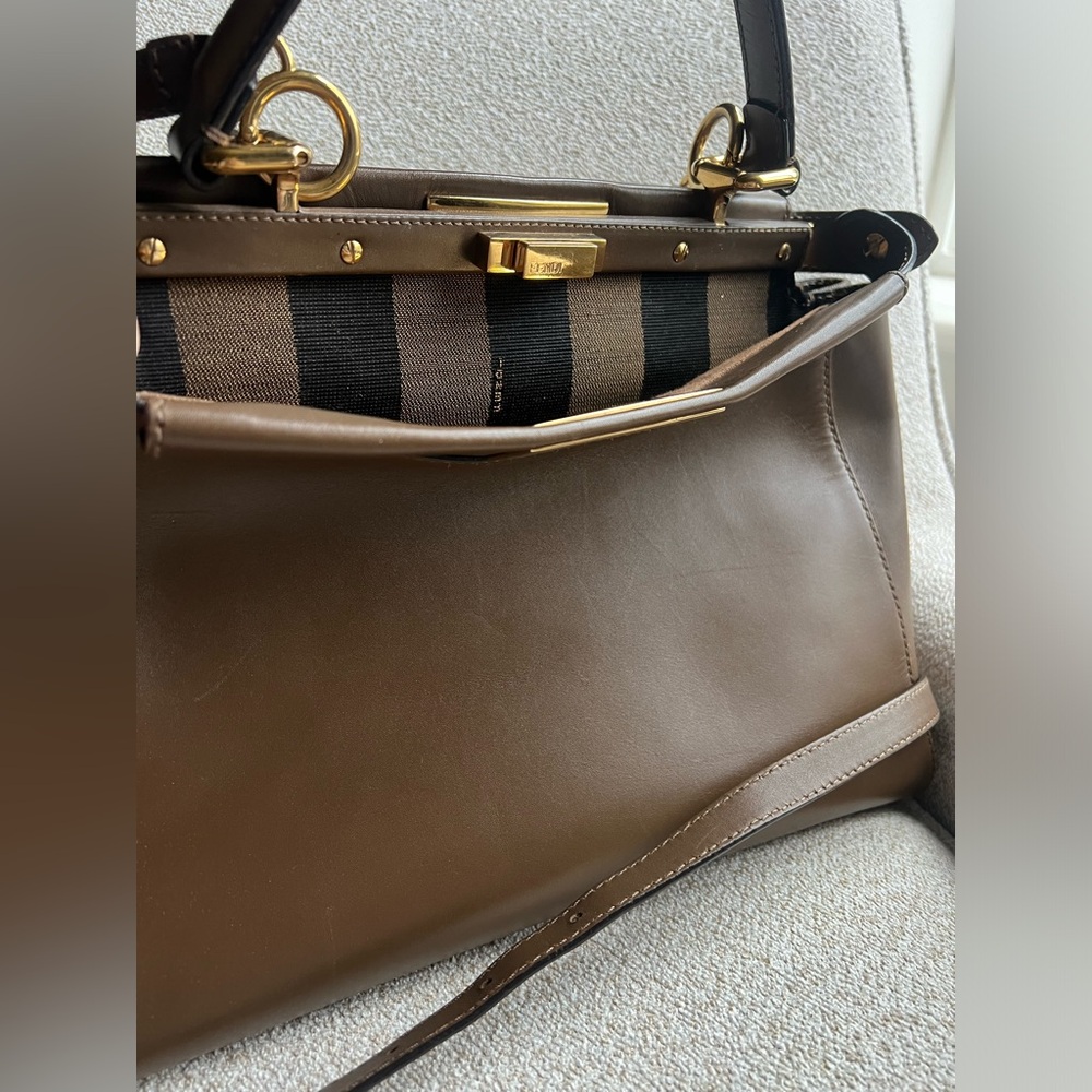 Fendi Peekaboo crossbody secondhand